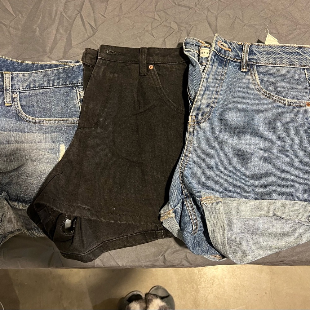 Bundle of 3 denim short